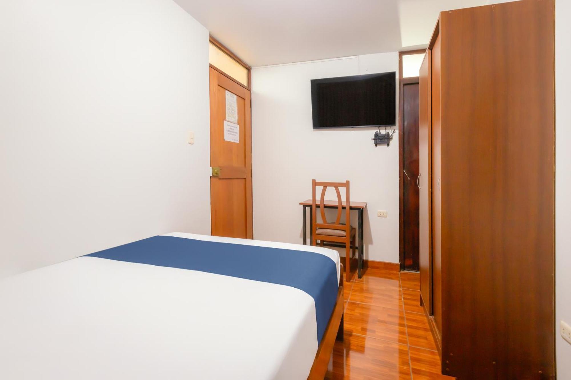 Hotel Italia I 치클라요 외부 사진