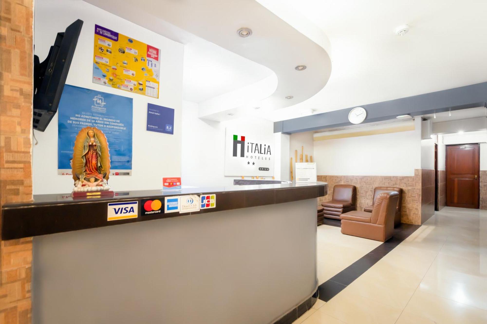 Hotel Italia I 치클라요 외부 사진