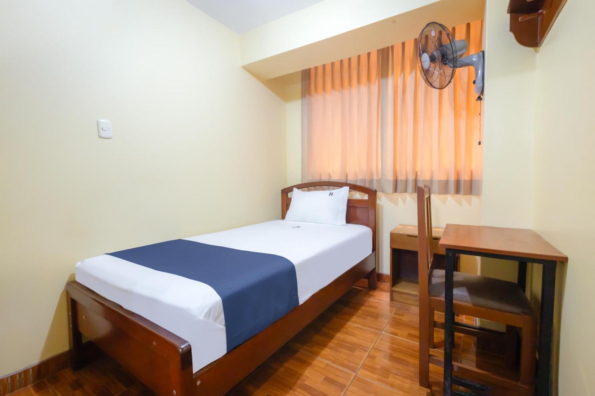Hotel Italia I 치클라요 외부 사진